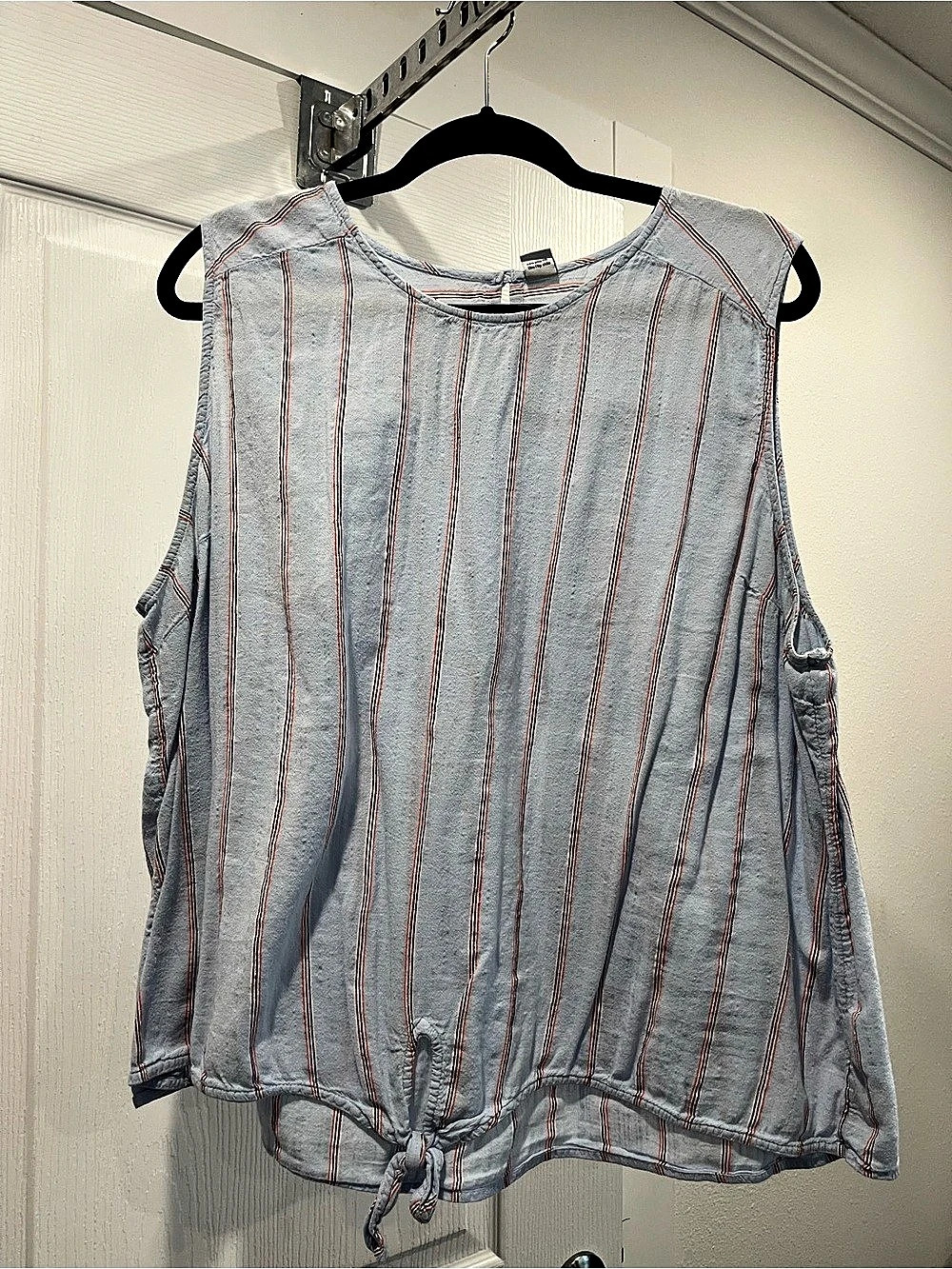 Old Navy Striped Tank Top in Blue & Red Size XXL Like New